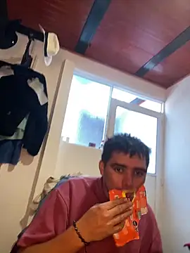 Snapshot of hotwife26 chatting on 11-25-25, 07:03 hotwife26 online show from 11-25-25, 07:03