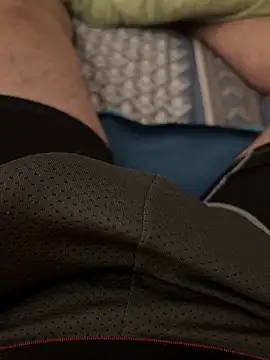 Snapshot of T0To_ chatting on 10-30-25, 05:57 T0To online show from 10-30-25, 05:57