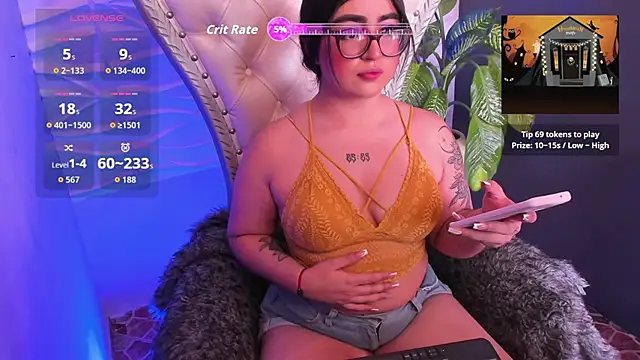 April  foxx online show from 10-18-25, 02:40