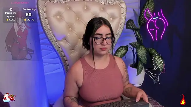 April  foxx online show from 01-13-26, 12:54