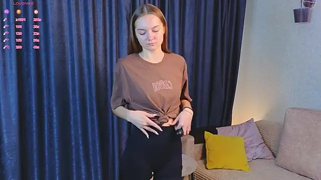 LouisaChaobal online show from 10-27-25, 01:31