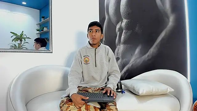 ender h0t online show from 11-05-25, 01:55