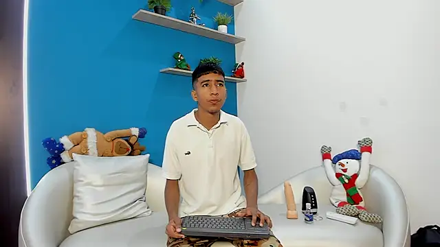 ender h0t online show from 12-18-25, 07:31