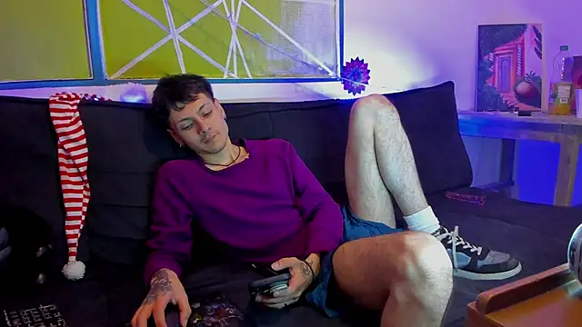 Dioniso guy8 online show from 12-19-25, 08:38