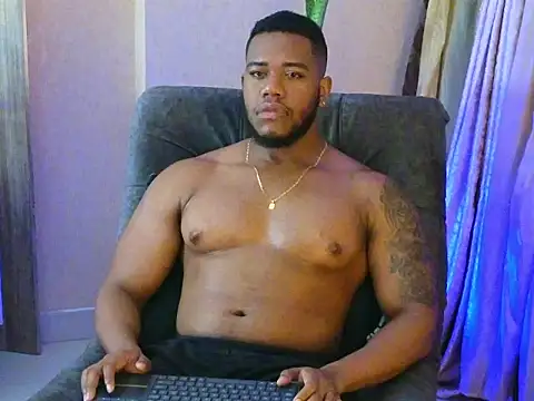 BenjaminCol  online show from 10-04-25, 11:41