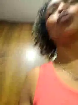 BiiancaEstradaa online show from 10-18-25, 09:37