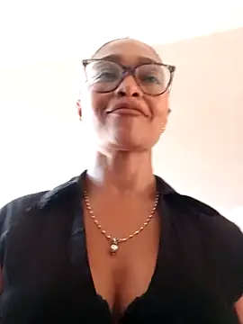 BiiancaEstradaa online show from 02-27-26, 03:34