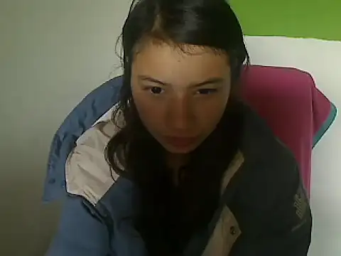 akamesweet online show from 10-30-25, 03:13