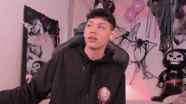 zeus blaze online show from 10-08-25, 12:14