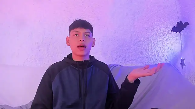 zeus blaze online show from 11-06-25, 07:59