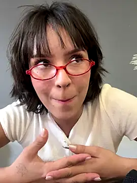 Adry Bach  online show from 09-14-25, 09:25