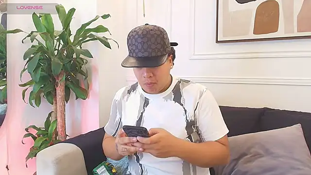 Naim Bennetsex online show from 10-28-25, 06:54