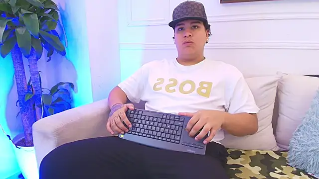 Naim Bennetsex online show from 11-21-25, 06:06