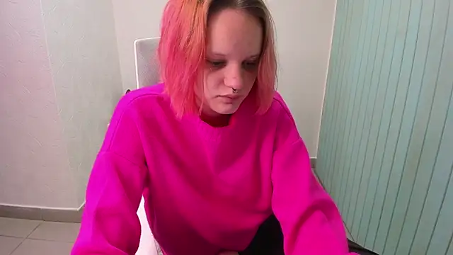 Snapshot of Elieiza_xo chatting on 09-28-25, 10:20 Elieiza xo online show from 09-28-25, 10:20