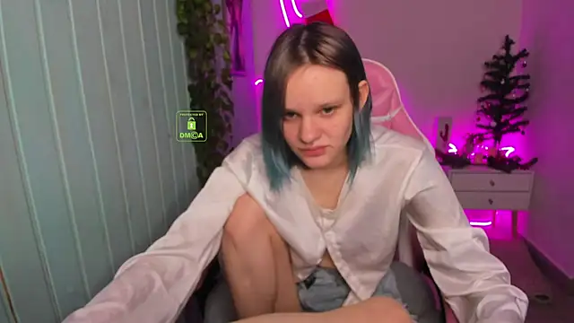 Snapshot of Elieiza_xo chatting on 01-06-26, 10:08 Elieiza xo online show from 01-06-26, 10:08