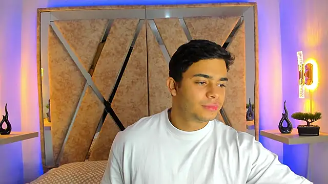 jayd muscle online show from 11-03-25, 04:25