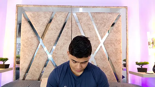 Snapshot of jayd_muscle chatting on 12-16-25, 03:44 jayd muscle online show from 12-16-25, 03:44