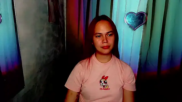 Snapshot of sweetsassyxx chatting on 10-10-25, 05:56 sweetsassyxx online show from 10-10-25, 05:56