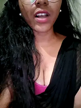 Snapshot of Telugu___Sexygirl___Naidu chatting on 10-15-25, 03:56 Telugu Sexygirl Naidu online show from 10-15-25, 03:56