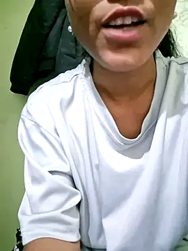 Snapshot of Telugu___Sexygirl___Naidu chatting on 10-29-25, 05:53 Telugu Sexygirl Naidu online show from 10-29-25, 05:53