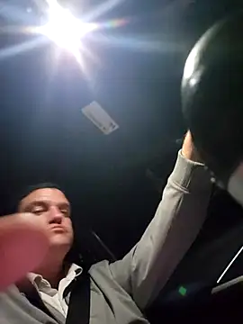 cumitted online show from 11-11-25, 04:12