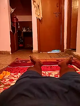 Yesboss143 online show from 03-18-26, 04:48