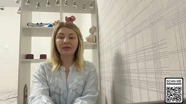 Blondie xoxoxo online show from 01-10-26, 12:40