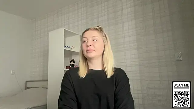 Blondie xoxoxo online show from 02-11-26, 08:41