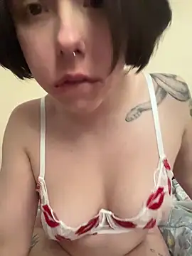 Snapshot of Kitty5348 chatting on 03-21-26, 02:09 Kitty5348 online show from 03-21-26, 02:09