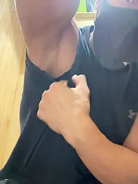 masucle216 online show from 10-24-25, 02:35