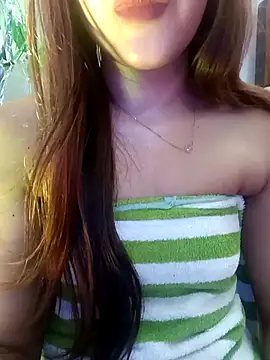Snapshot of Cutie_Shruti chatting on 09-17-25, 04:19 Cutie Shruti online show from 09-17-25, 04:19