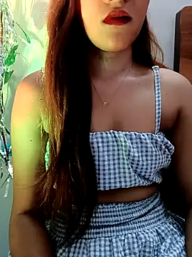 Snapshot of Cutie_Shruti chatting on 09-22-25, 02:52 Cutie Shruti online show from 09-22-25, 02:52