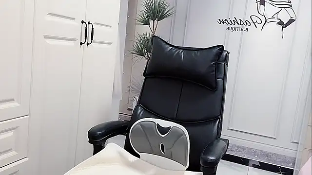 Ianxuan online show from 10-03-25, 12:51