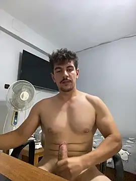 Snapshot of 23cmturkishD chatting on 10-23-25, 02:16 23cmturkishD online show from 10-23-25, 02:16