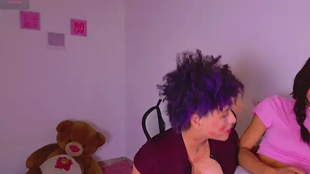 Snapshot of BrunetteAdams001 chatting on 01-16-26, 03:43 BrunetteAdams001 online show from 01-16-26, 03:43