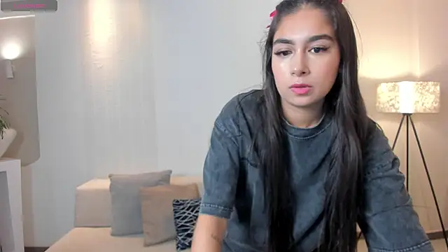 VeronicaBlue online show from 11-10-25, 10:25