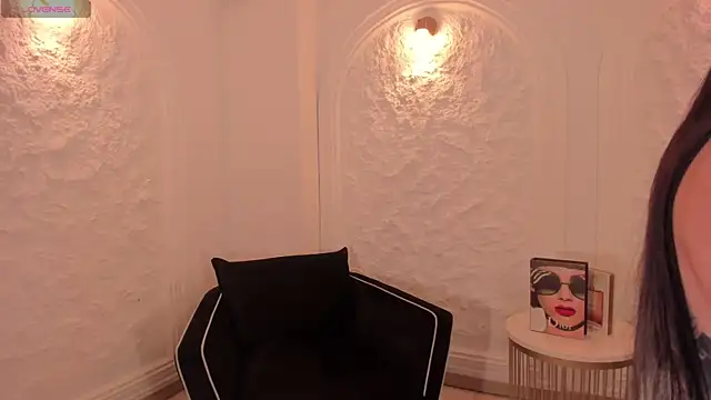 MilaColeman online show from 12-20-25, 08:38