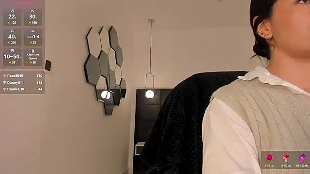 MilaColeman online show from 02-03-26, 06:40