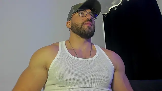 Snapshot of JoshuaLyon chatting on 10-09-25, 05:44 JoshuaLyon online show from 10-09-25, 05:44