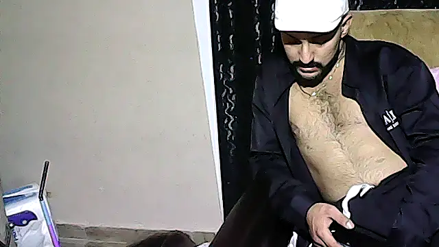 Muratcan33 online show from 11-02-25, 09:50