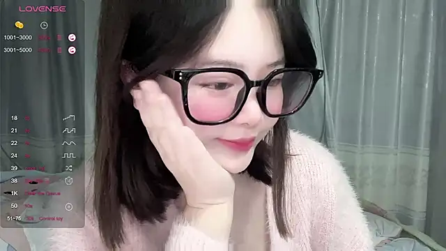 tender-11 online show from 11-09-25, 10:57