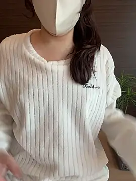 Snapshot of natsumi_NTR_TV chatting on 12-18-25, 12:27 natsumi NTR TV online show from 12-18-25, 12:27