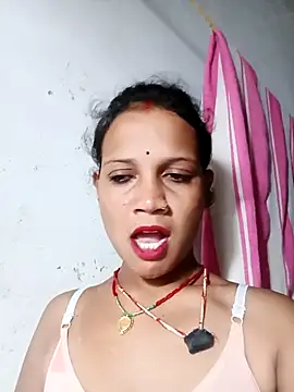 Snapshot of Chandni_Love143 chatting on 09-12-25, 04:07 Chandni Love143 online show from 09-12-25, 04:07