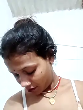 Snapshot of Chandni_Love143 chatting on 09-20-25, 03:57 Chandni Love143 online show from 09-20-25, 03:57