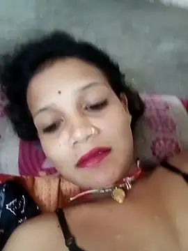 Snapshot of Chandni_Love143 chatting on 09-21-25, 04:03 Chandni Love143 online show from 09-21-25, 04:03