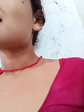 Snapshot of Chandni_Love143 chatting on 10-05-25, 06:12 Chandni Love143 online show from 10-05-25, 06:12