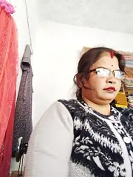 Bhavna hot online show from 11-28-25, 08:06