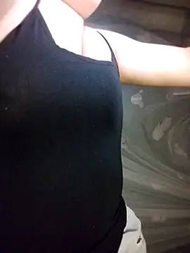 Snapshot of Kuncute chatting on 09-08-25, 05:56 Kuncute online show from 09-08-25, 05:56