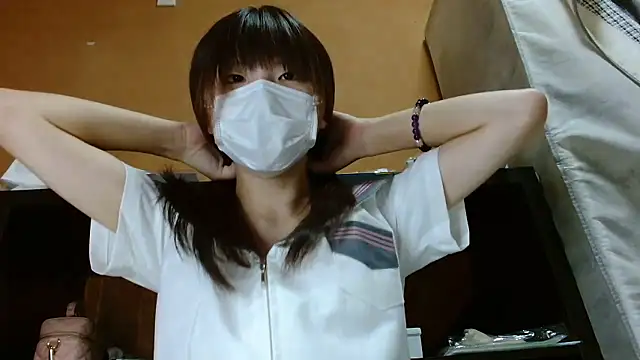 natsumiii online show from 09-20-25, 01:12