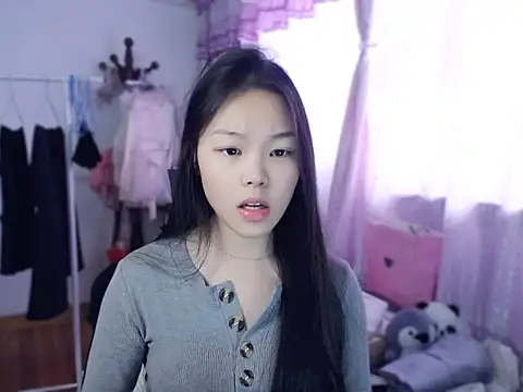 yao-yao  online show from 12-21-25, 04:08